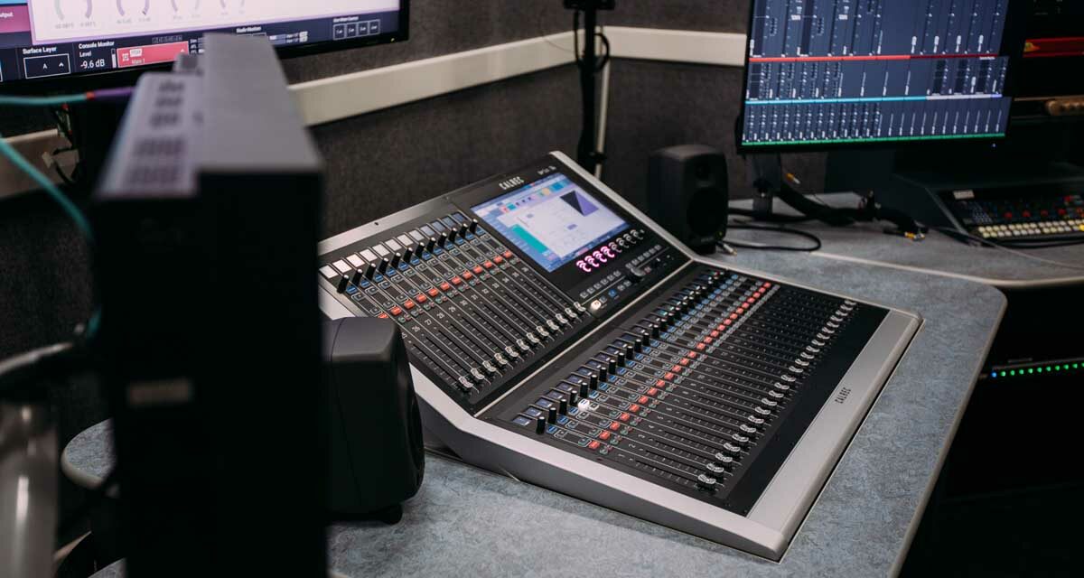 Ravensbourne University upgrades to Calrec Brio broadcast console